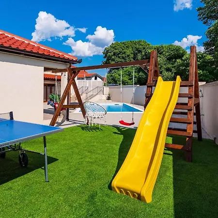 Miandri * זאדאר