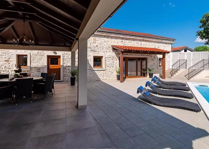 Holiday home Miandri