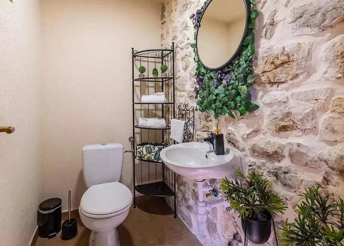 Miandri Holiday home