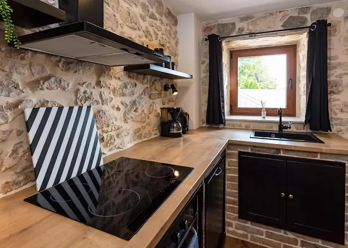 Miandri Holiday home *