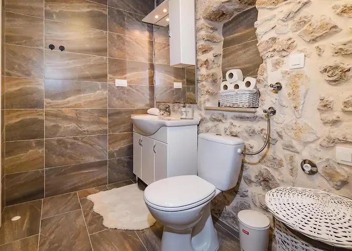 Miandri Holiday home *